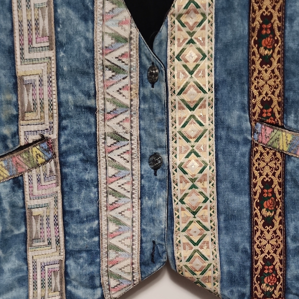 Vintage DD Designs Multicolor Tapestry Stripe Vest - Picture 6 of 8